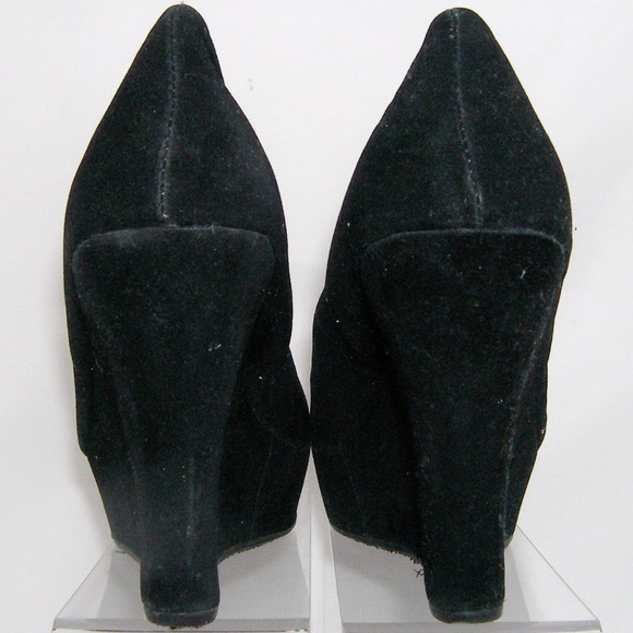 Love Culture 'Ceasar-55' black round toe wedges 7 - Picture 4 of 8